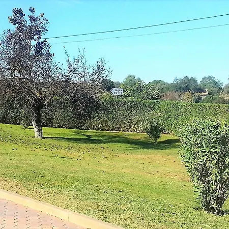 Moradia Dos Lombos *